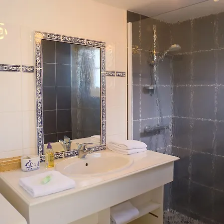 Madame Les Maisons Du 3*