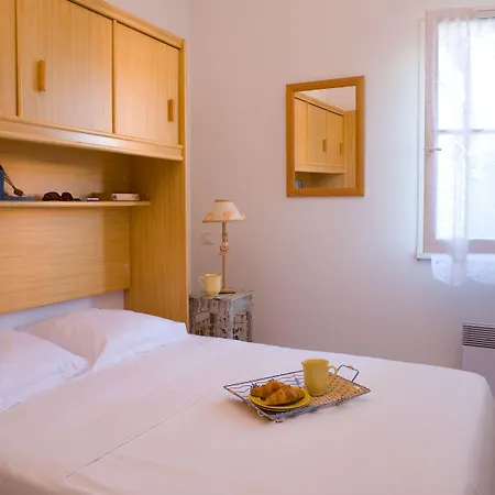 מלון דירות Madame Les Maisons Du 3*