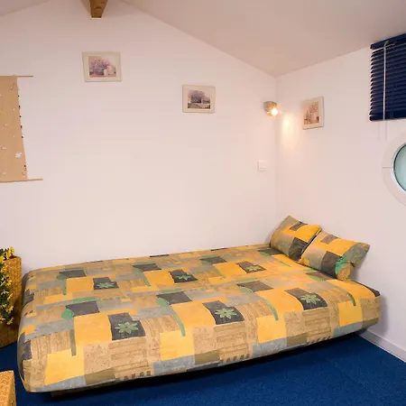 Madame Les Maisons Du מלון דירות 3*