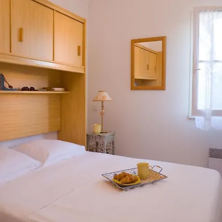 Madame Les Maisons Du 3*