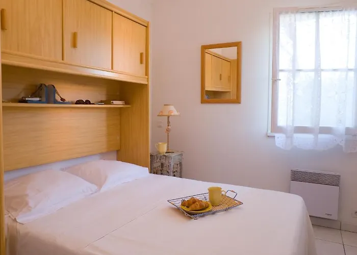 Madame Les Maisons Du 3*